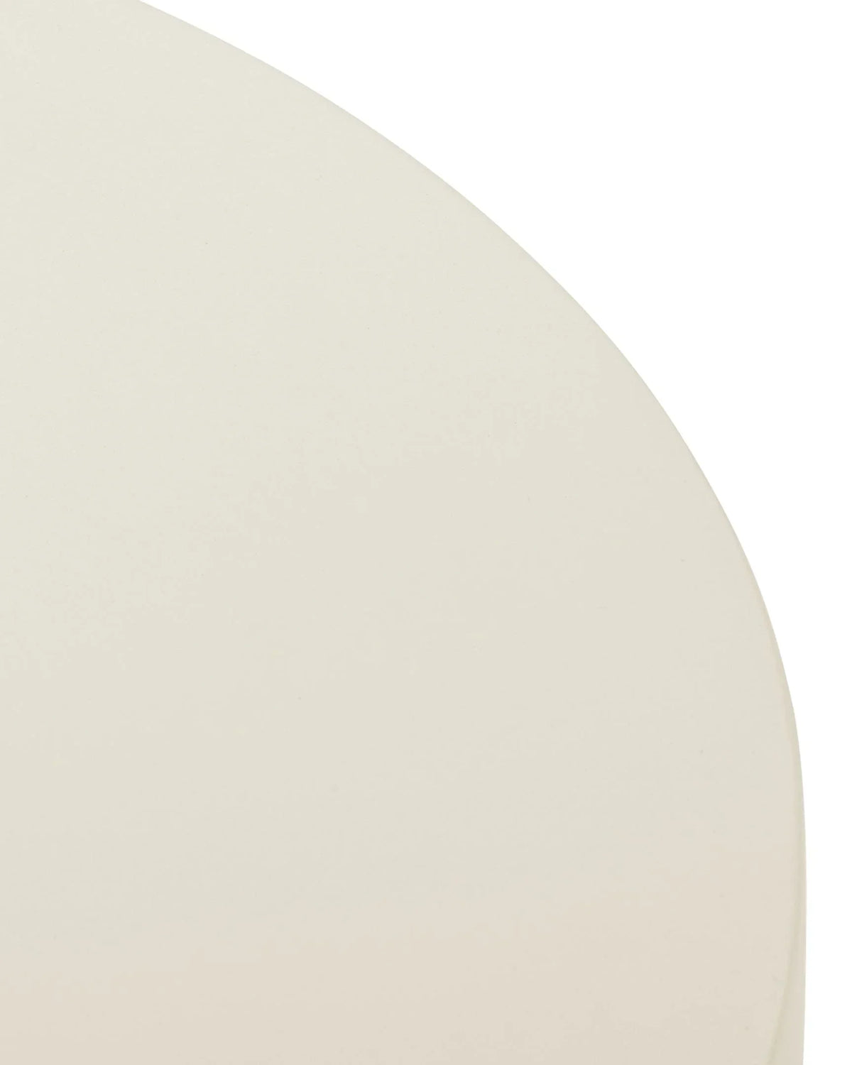 Aural™ outdoor side table | lightweight concrete - tables aural | madorne