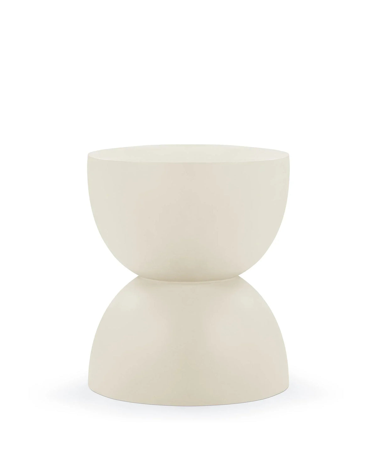 Aural™ outdoor side table | lightweight concrete - tables aural | madorne