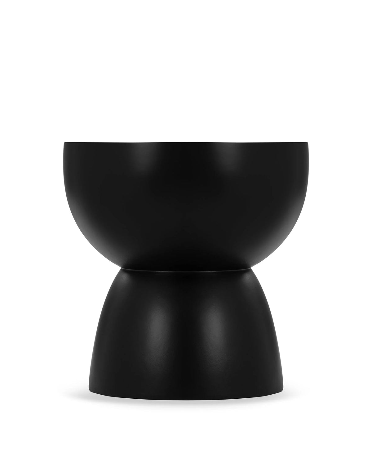 Aural™ outdoor side table | lightweight concrete - tables aural | madorne