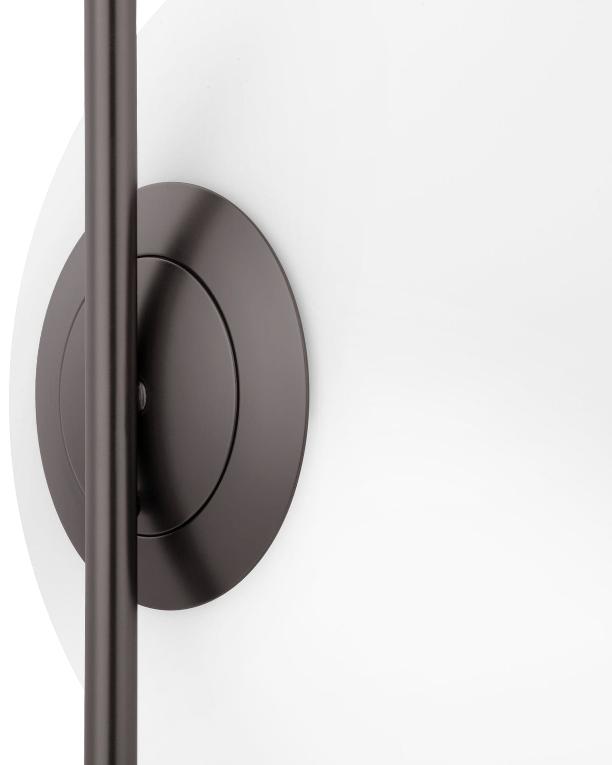 Balance 14 t2™ table lamp | pewter - t2 - lighting | madorne
