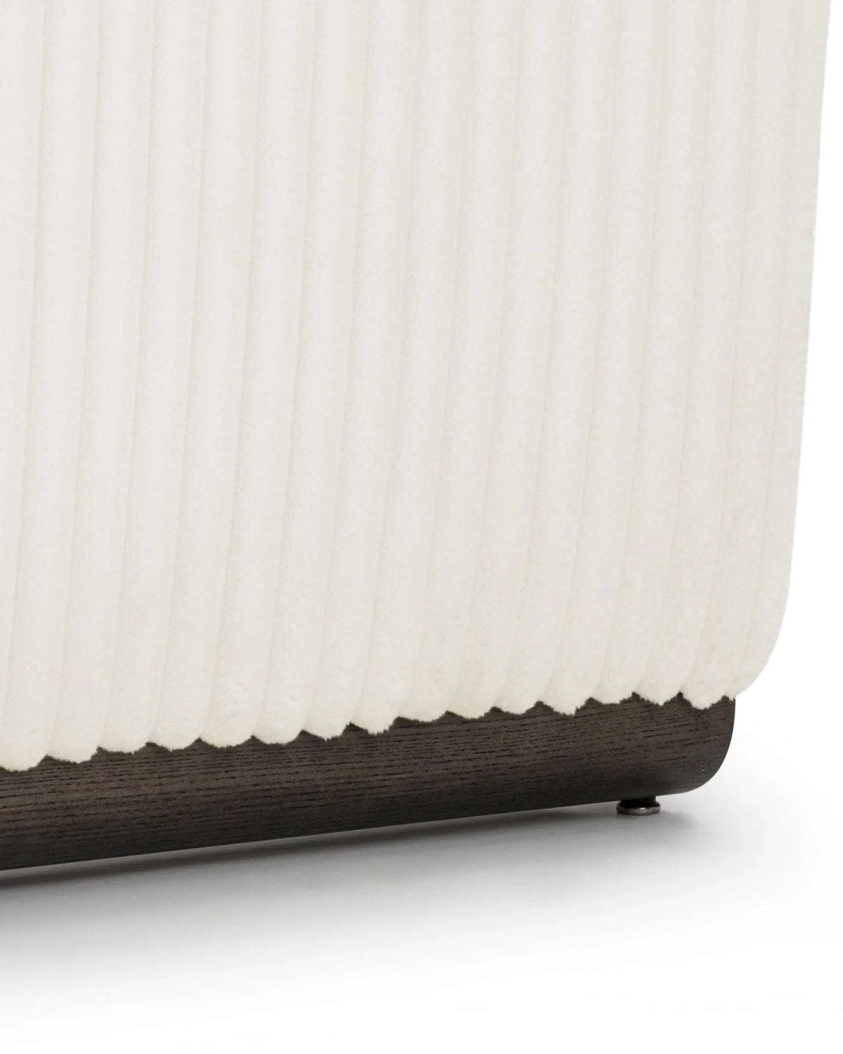 Cera™ lounge chair | vegan fur - chairs cera | modern | madorne