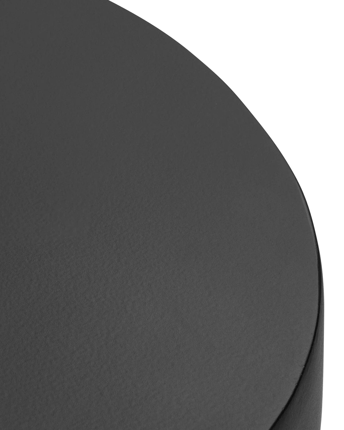 Chessa™ indoor/outdoor side table - outdoor tables chessa | madorne