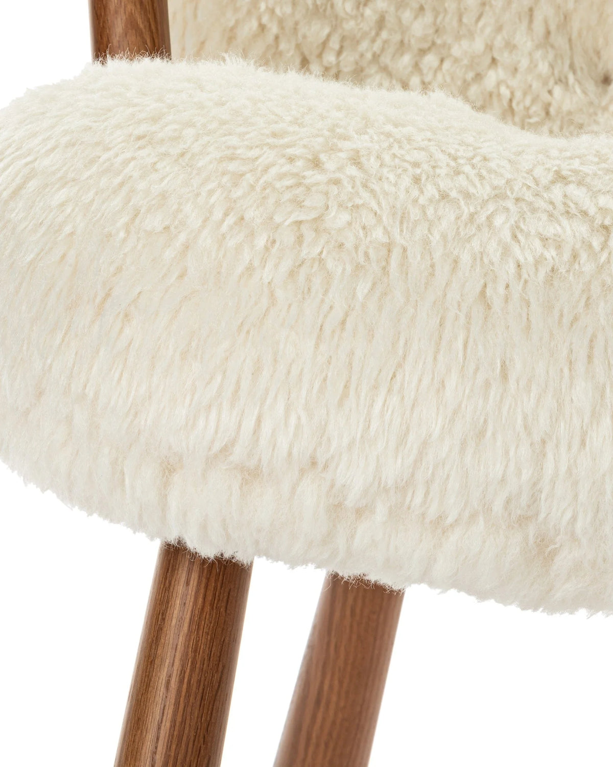Clama 44™ lounge chair | textured upholstery - chairs 44 | madorne