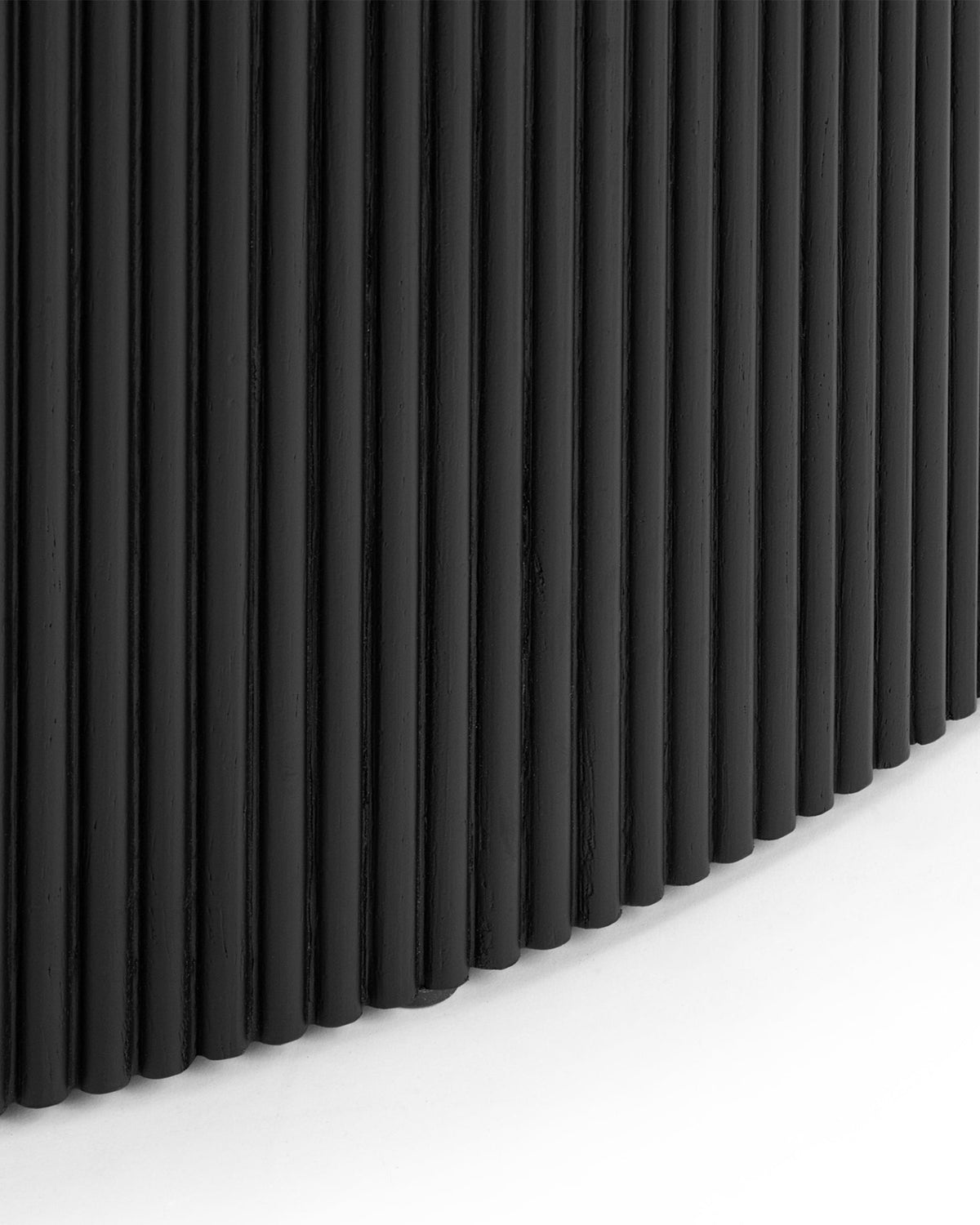 Cora flute™ coffee table | black ash - tables flute | madorne