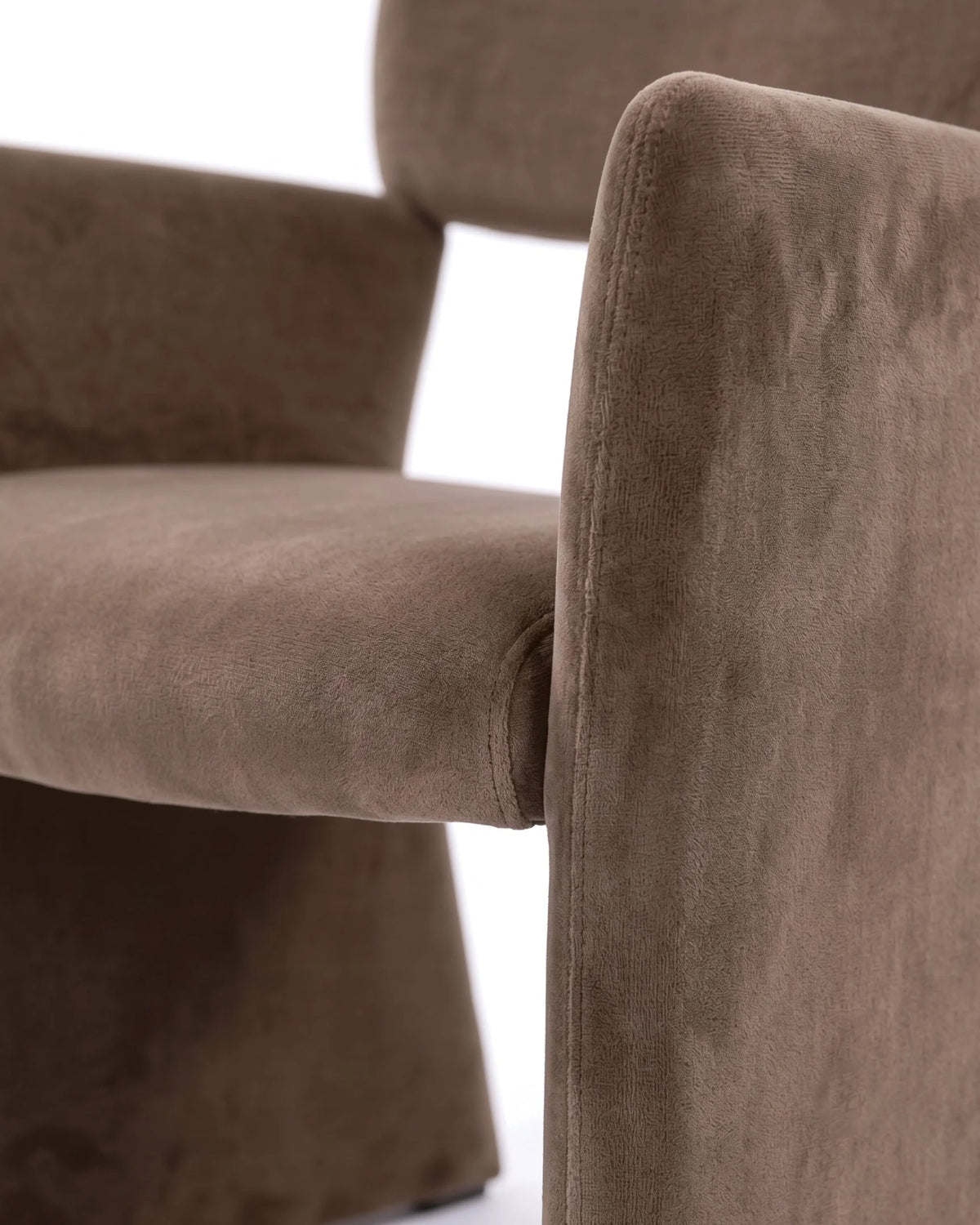 Corona™ dining armchair | upholstered geometry - chairs crown armchair-inspired | madorne