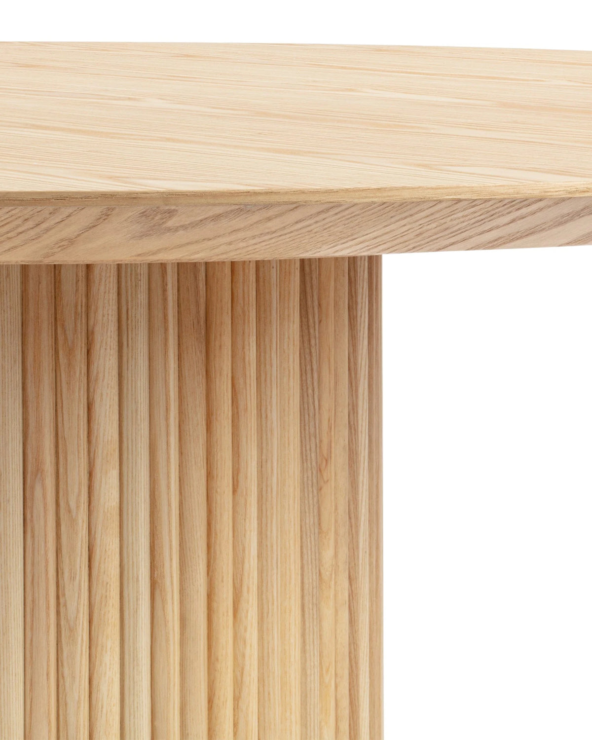Deca 51™ round dining table | walnut veneer - tables 51 | designer | madorne