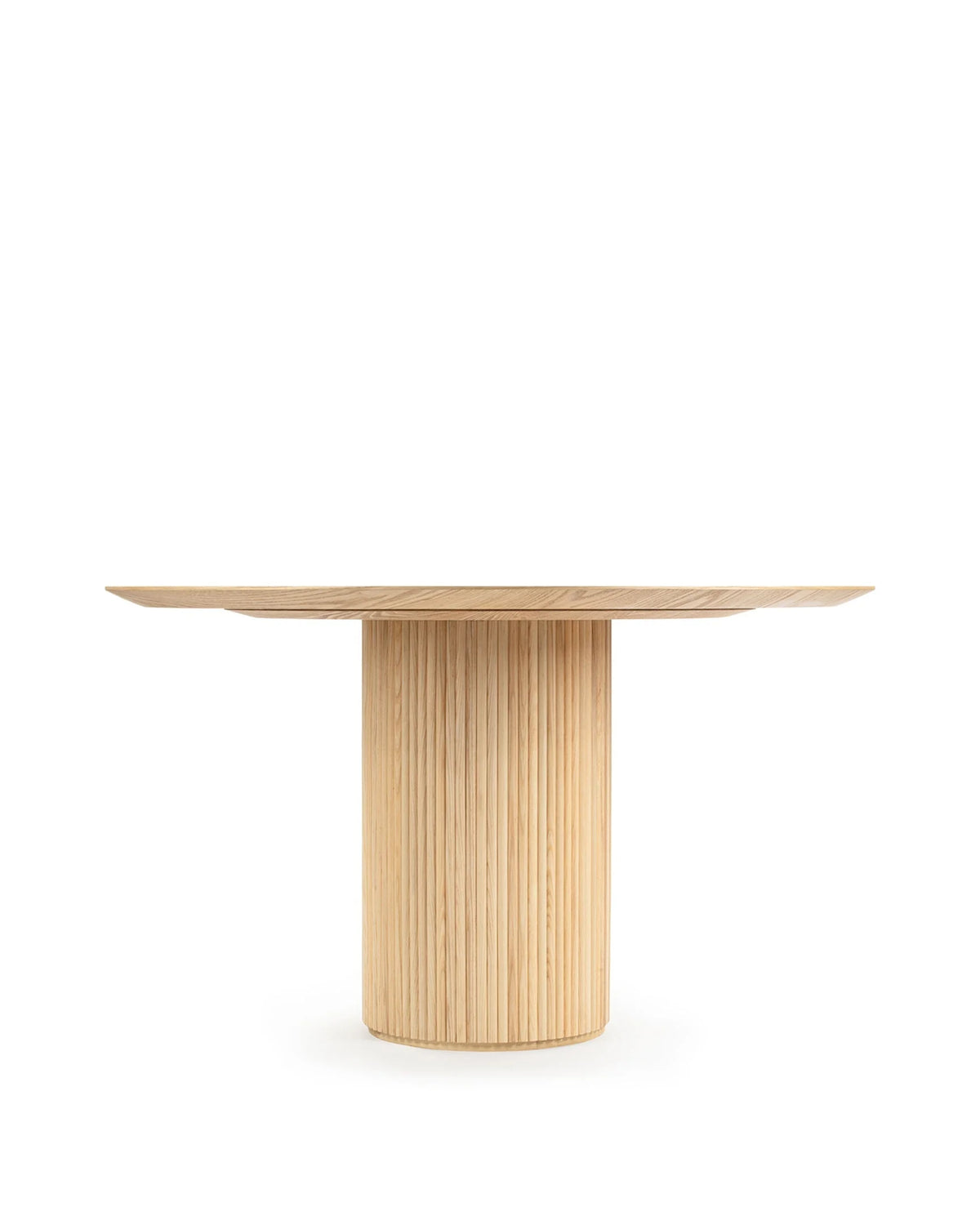 Deca 51™ round dining table | walnut veneer - tables 51 | designer | madorne
