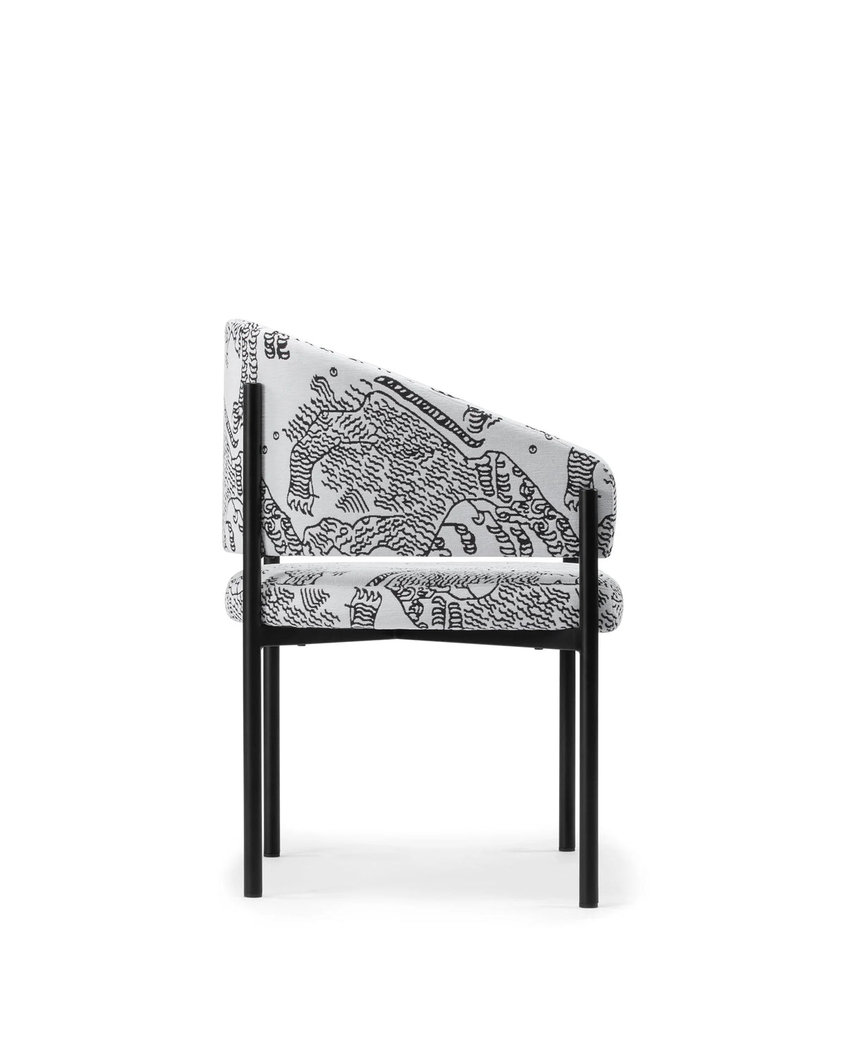 Esma™ barrel dining chair | metal frame - chairs curved with | madorne