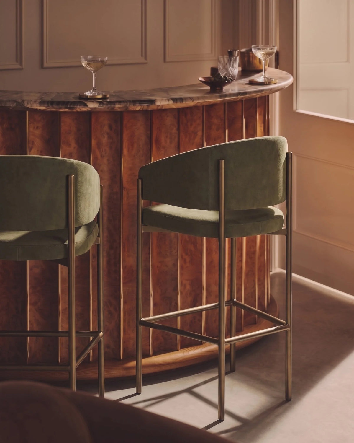 Esma™ counter stool | curved back and metal frame - bar & stools esma | designer or | madorne