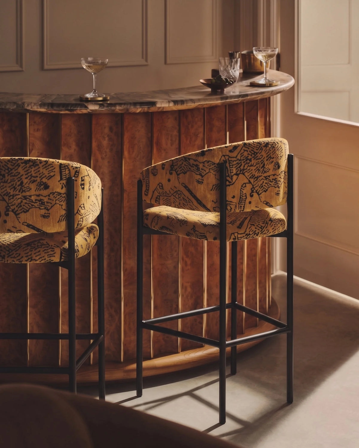 Esma™ counter stool | curved back and metal frame - bar & stools esma | designer or | madorne