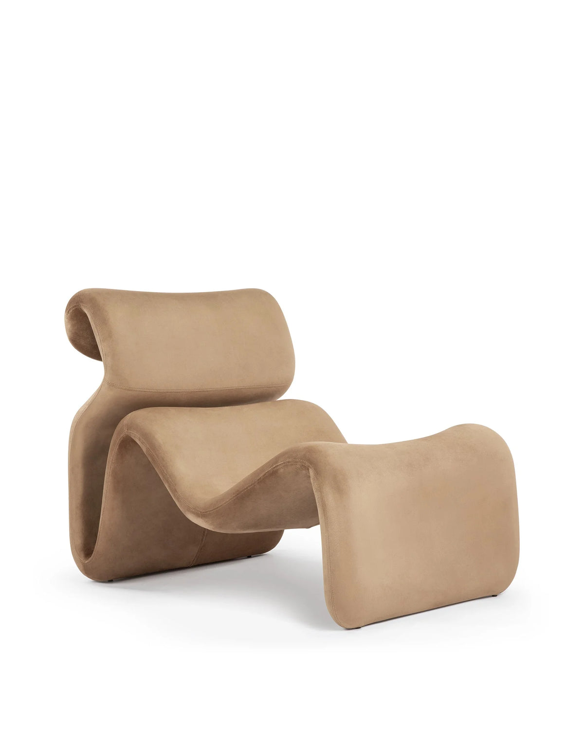 Etera 70™ chaise lounge | serpentine form - tan velvet - chairs 70 | chair | madorne