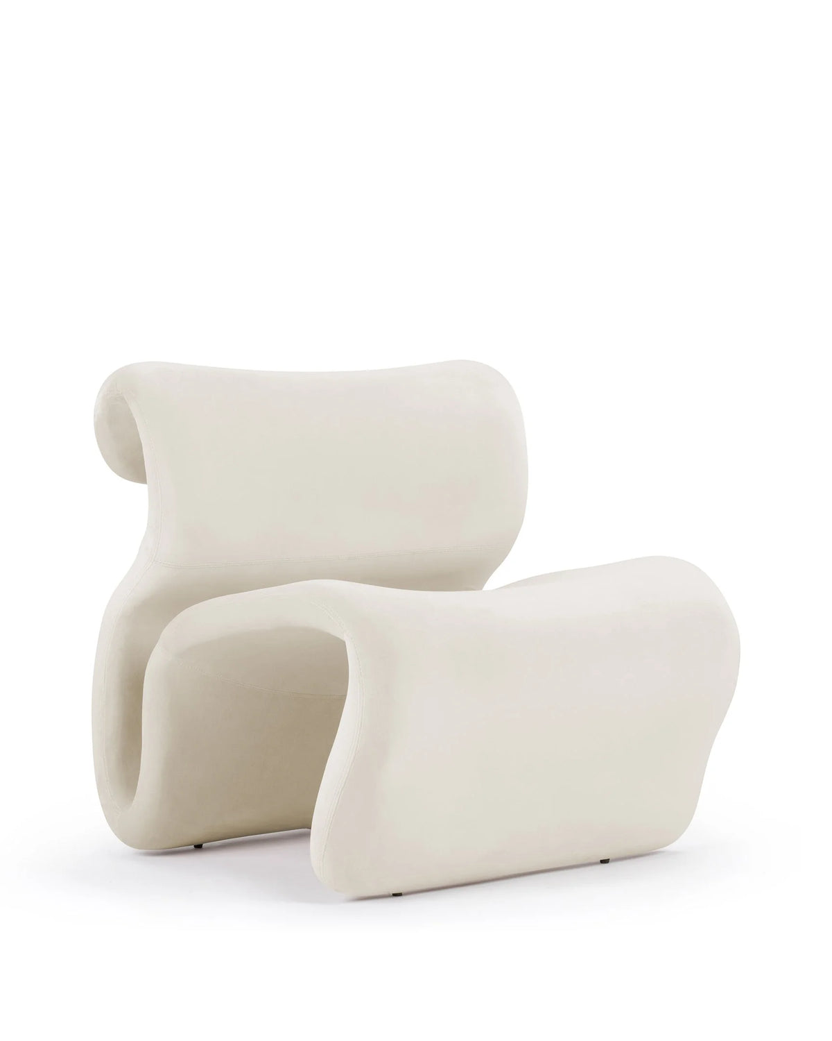Etera 70™ easy chair | serpentine form - champagne velvet - lounge chairs 70 | modern | madorne