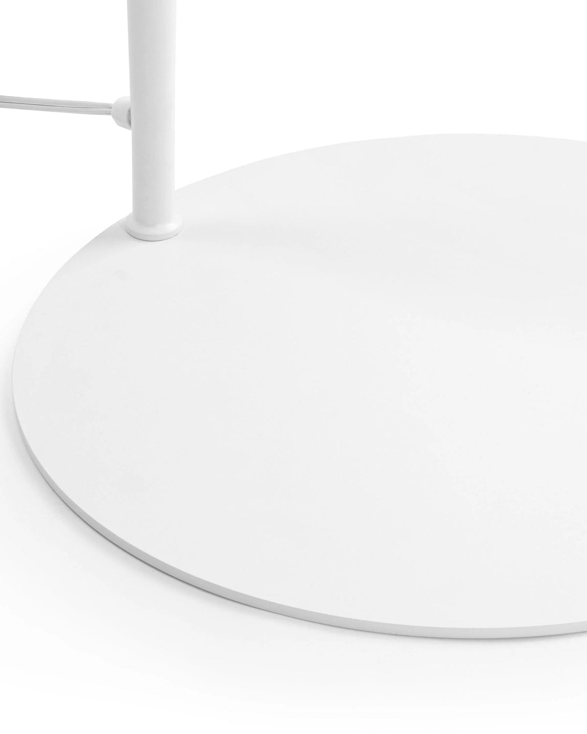 Gaya™ floor lamp | powder-coated iron - lighting gaya | modern | madorne