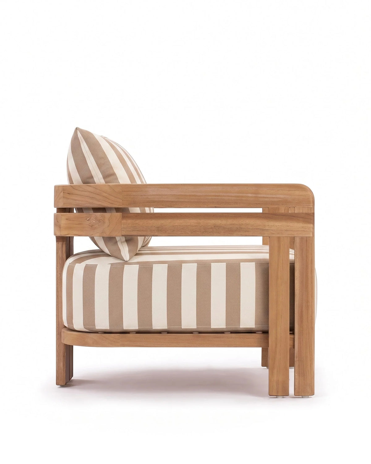Luso™ outdoor lounge chair | teak platform - chairs luso | designer | madorne