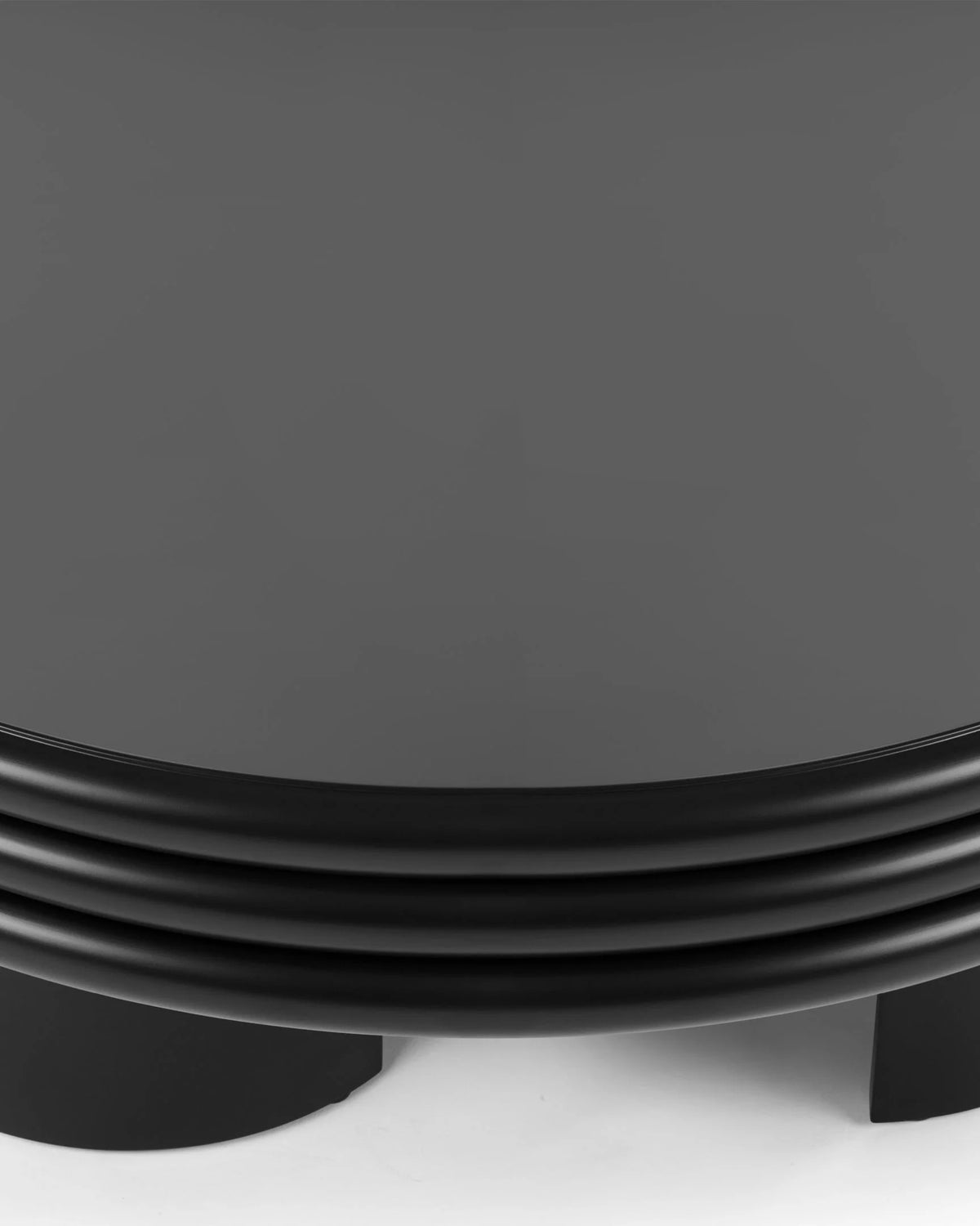 Pasca™ round coffee table low | black - tables pasca | madorne