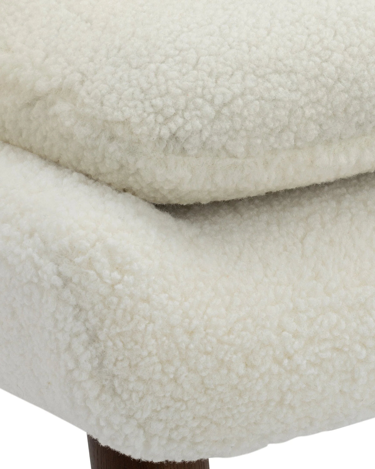 Pelica 40™ lounge chair | sherpa upholstery - chairs 40 | madorne