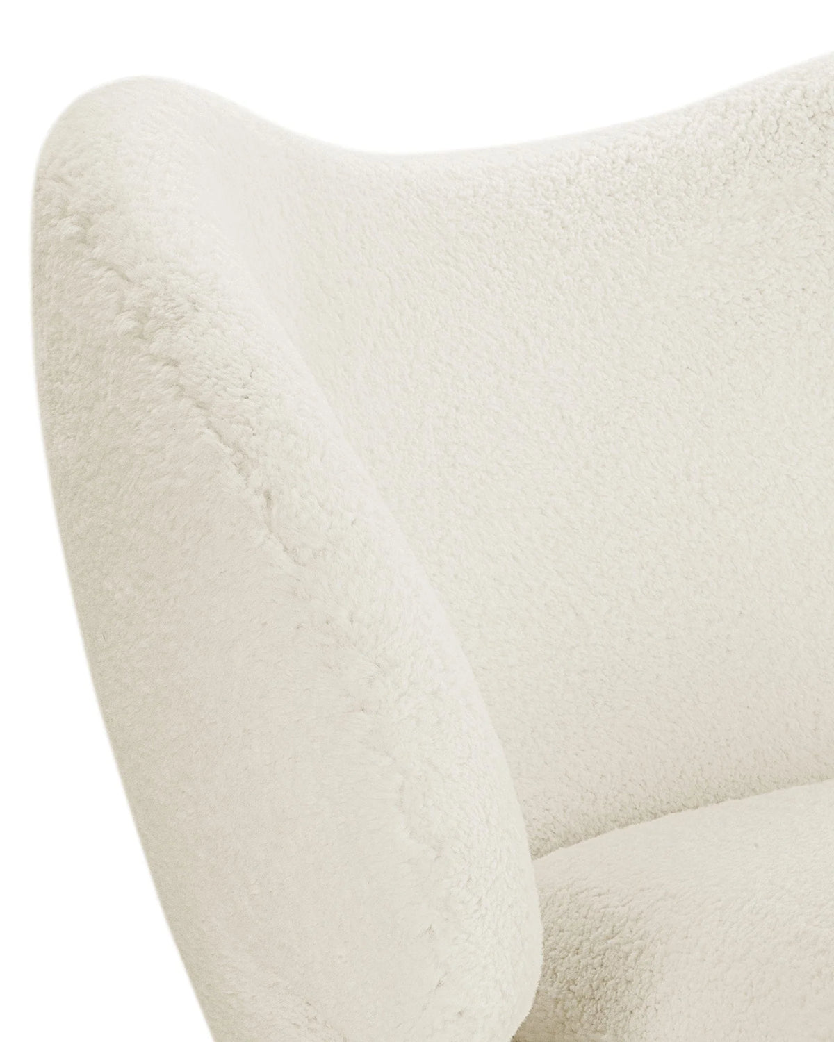 Pelica 40™ lounge chair | walnut base - white sherpa - chairs 40 | madorne