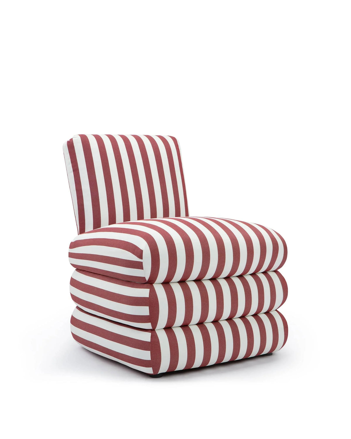 Pilla™ indoor/outdoor chair - outdoor lounge chairs pilla | madorne