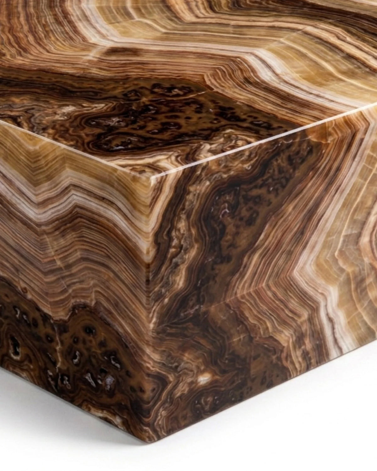 Plyn grande™ coffee table | monumental finish - tables grande | madorne