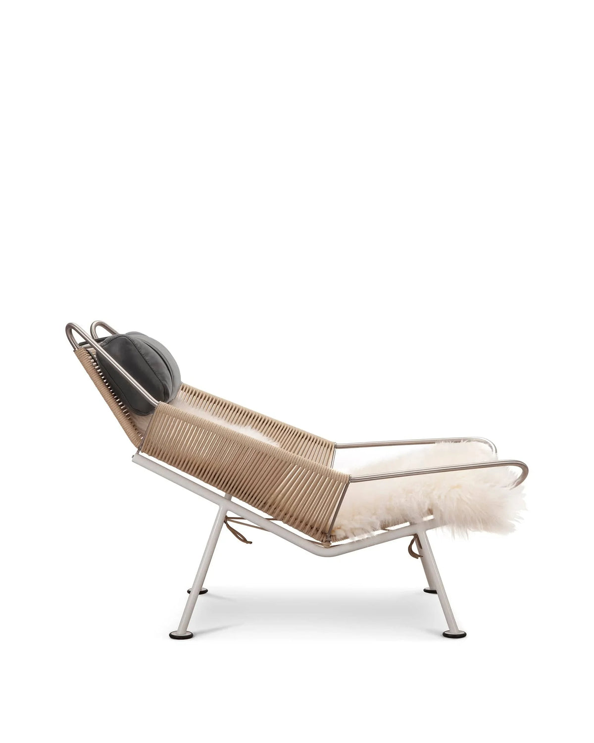 Rigging 50™ lounge chair | leather and sheepskin - midnight black premium / chairs 50 | madorne