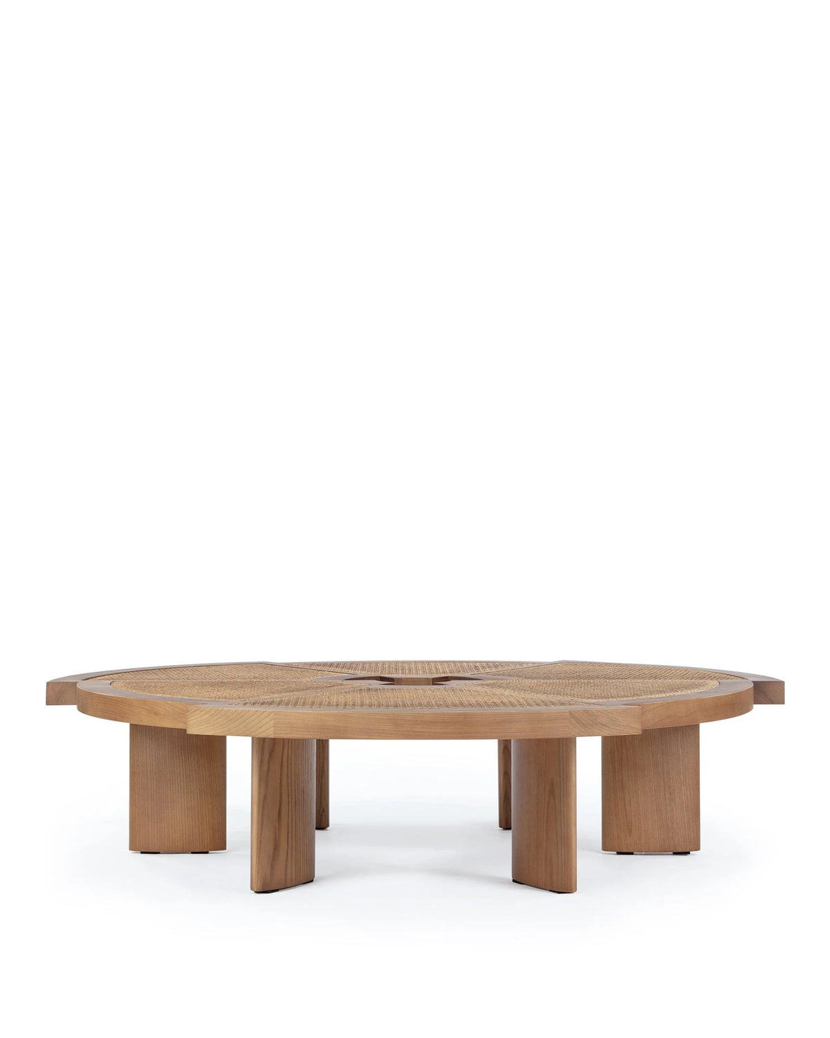 Riva™ coffee table | sculptural wood - walnut - tables rio table-inspired | madorne