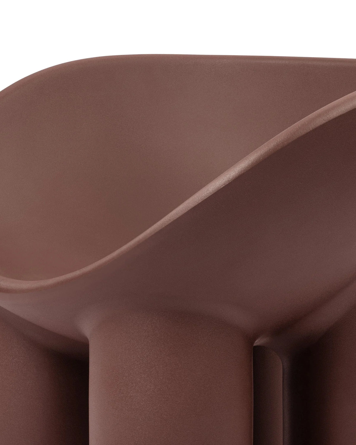 Roly 14™ outdoor chair | molded shell - dining chairs 14 | madorne