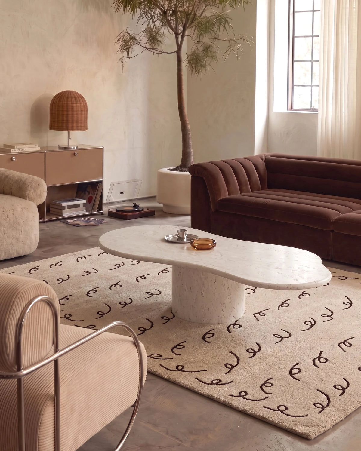 Script™ Wool Rug | Beige Linework