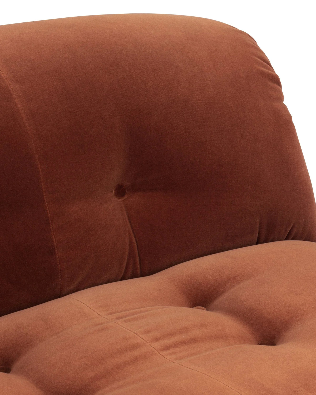 Soria 69™ lounge chair | sculptural upholstery - chairs soriana-inspired by scarpa | madorne