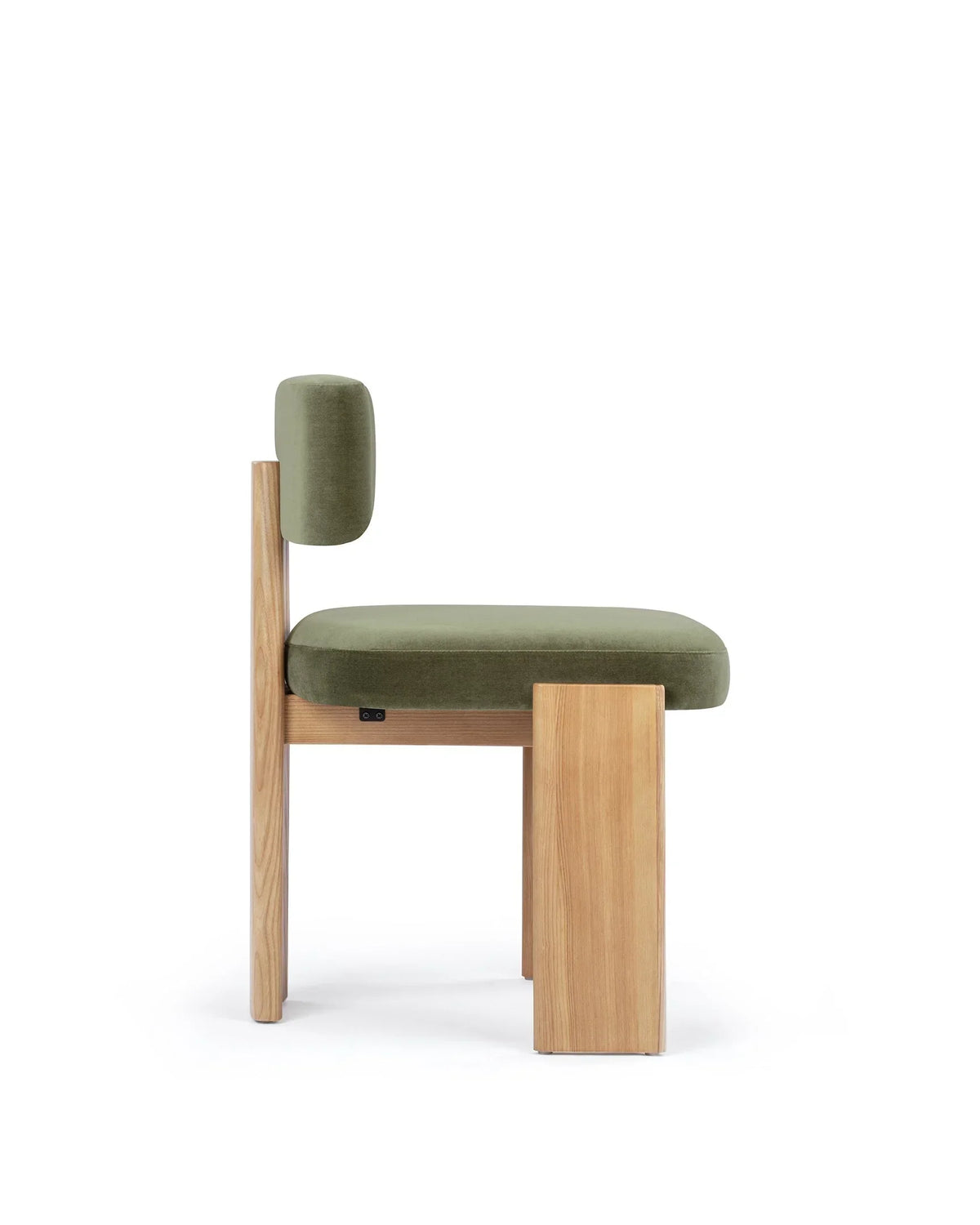 Vevia™ side chair | lustrous velvet - dining chairs vevia | modern | madorne