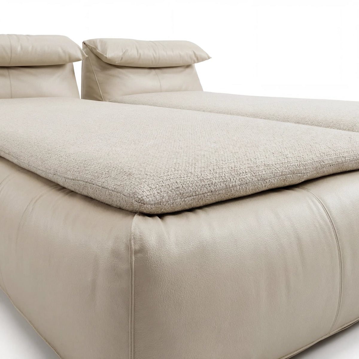 Bambola 72 Upholstered Daybed – detail view 5
