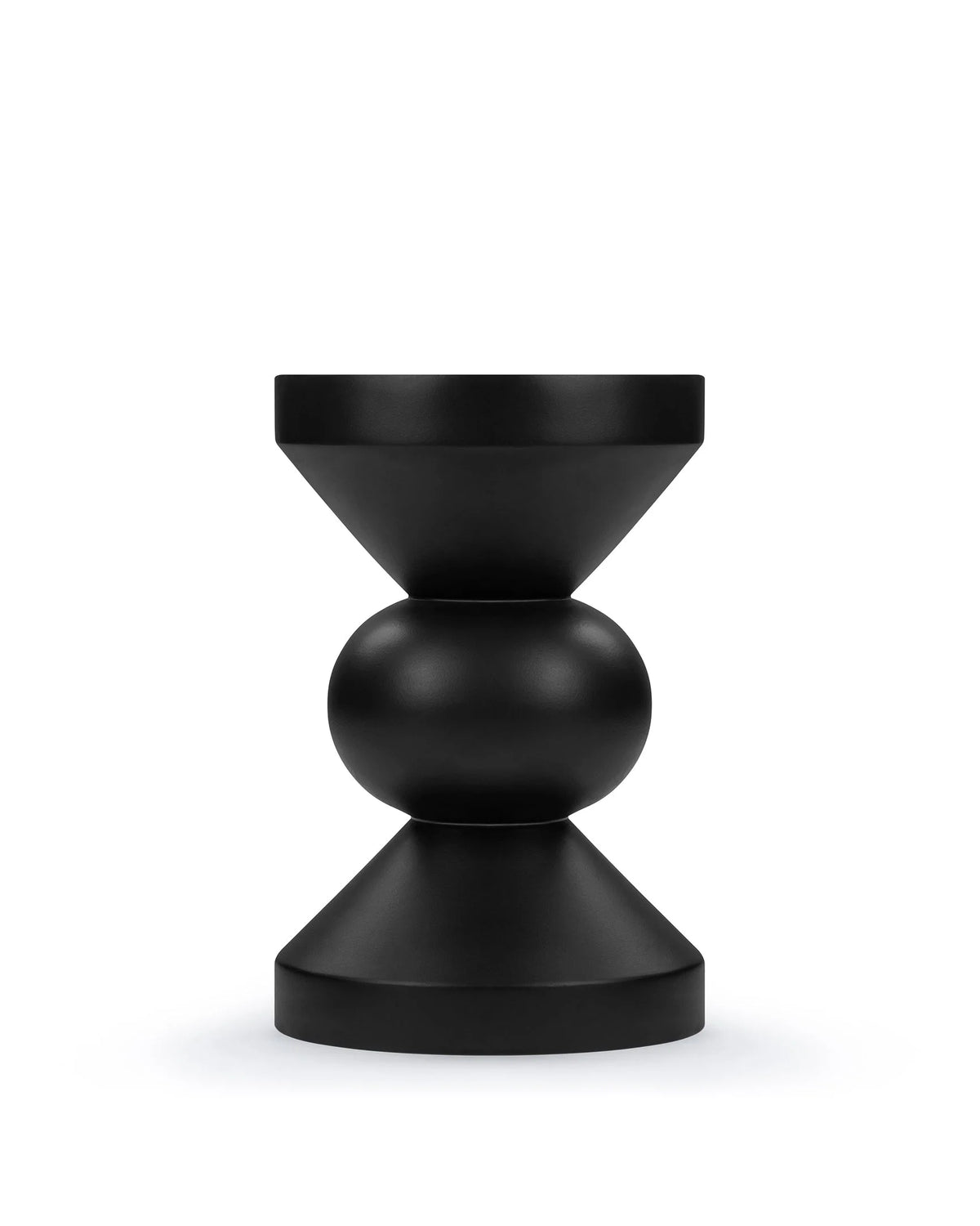 Chessa™ indoor/outdoor side table - outdoor tables chessa | madorne