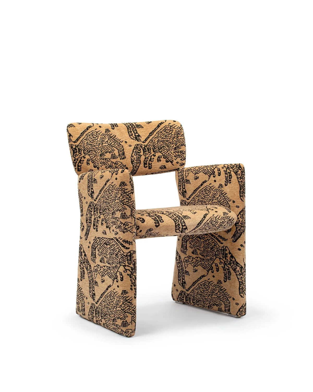 Corona™ dining armchair | upholstered geometry - chairs crown armchair-inspired | madorne