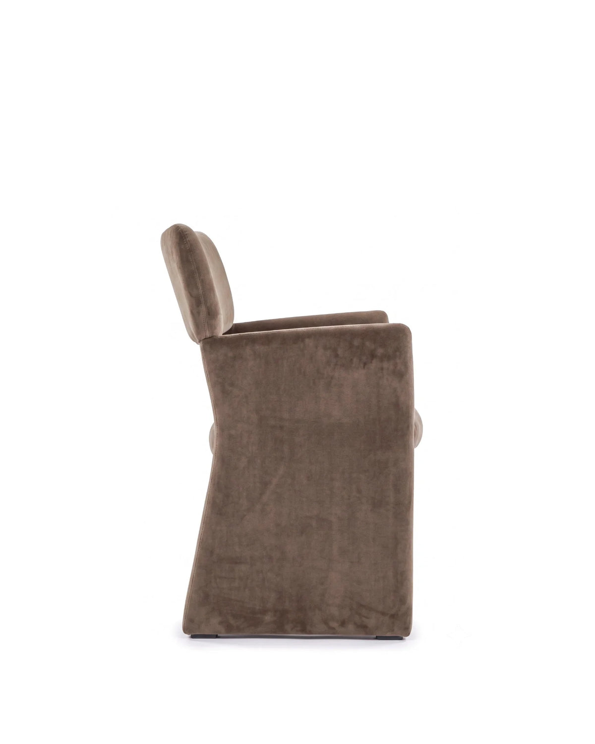 Corona™ dining armchair | upholstered geometry - chairs crown armchair-inspired | madorne