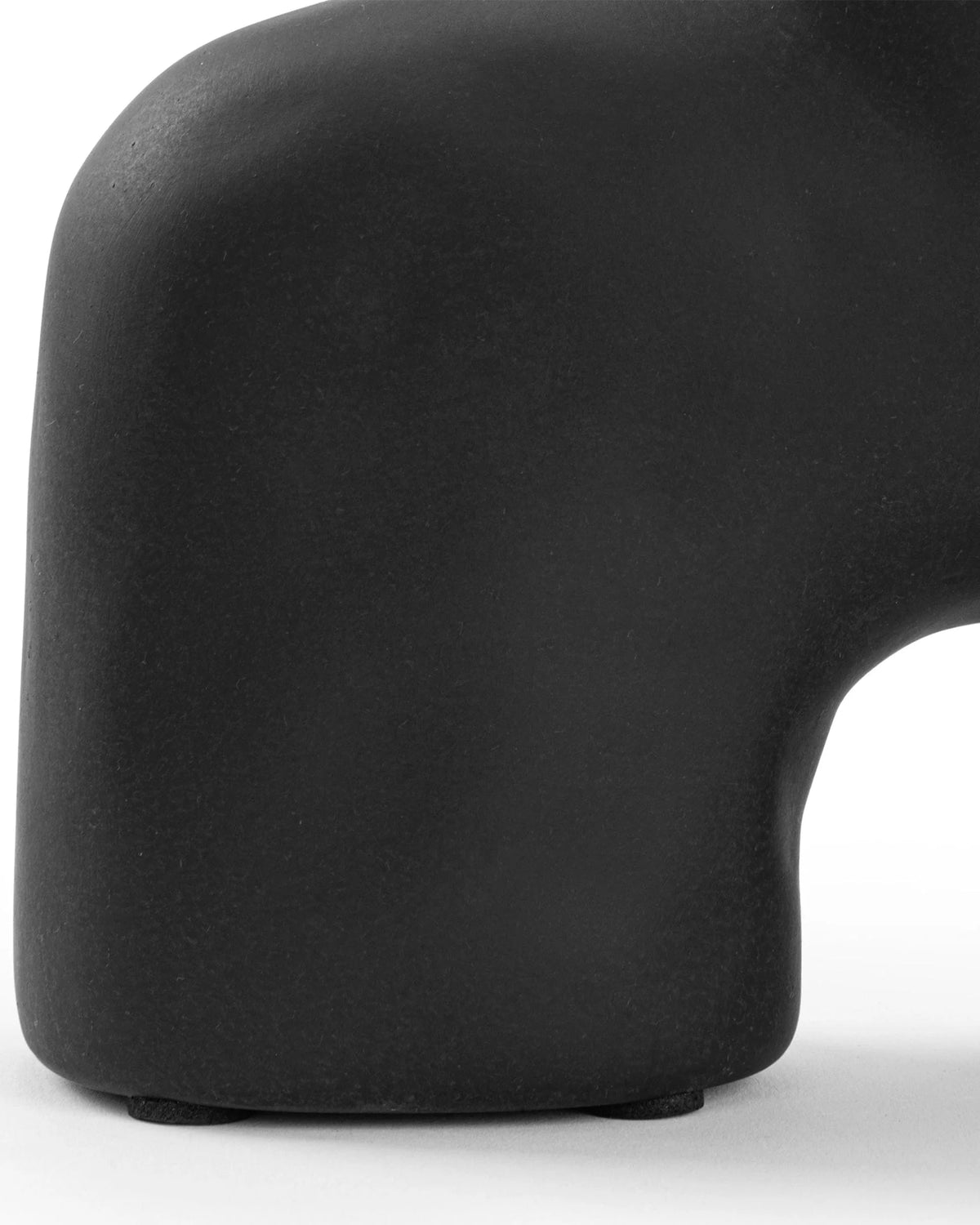 Dana uno™ vase mini | black - uno - decor inspired by cobra | madorne