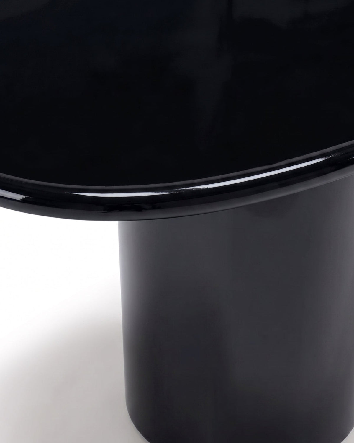 Danta gloss™ 98-inch dining table | black lacquer - tables gloss | madorne