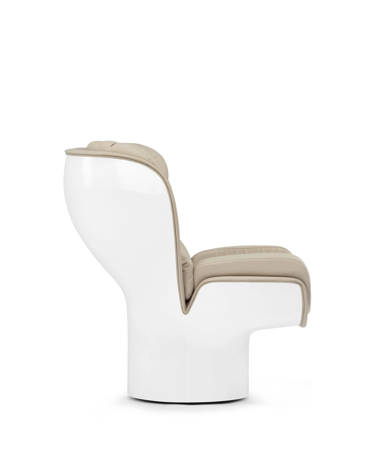 Eldaform 63™ lounge chair | beige vegan leather - chairs 63 | madorne