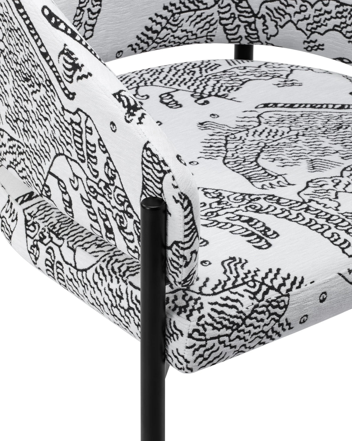 Esma™ barrel dining chair | metal frame - chairs curved with | madorne