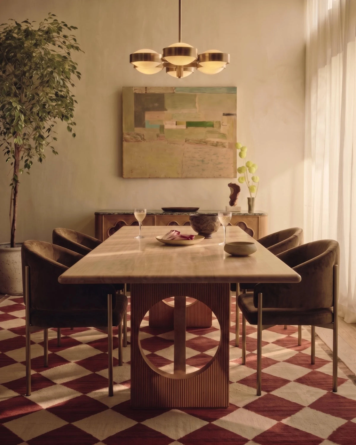 Esma™ barrel dining chair | metal frame - chairs curved with | madorne