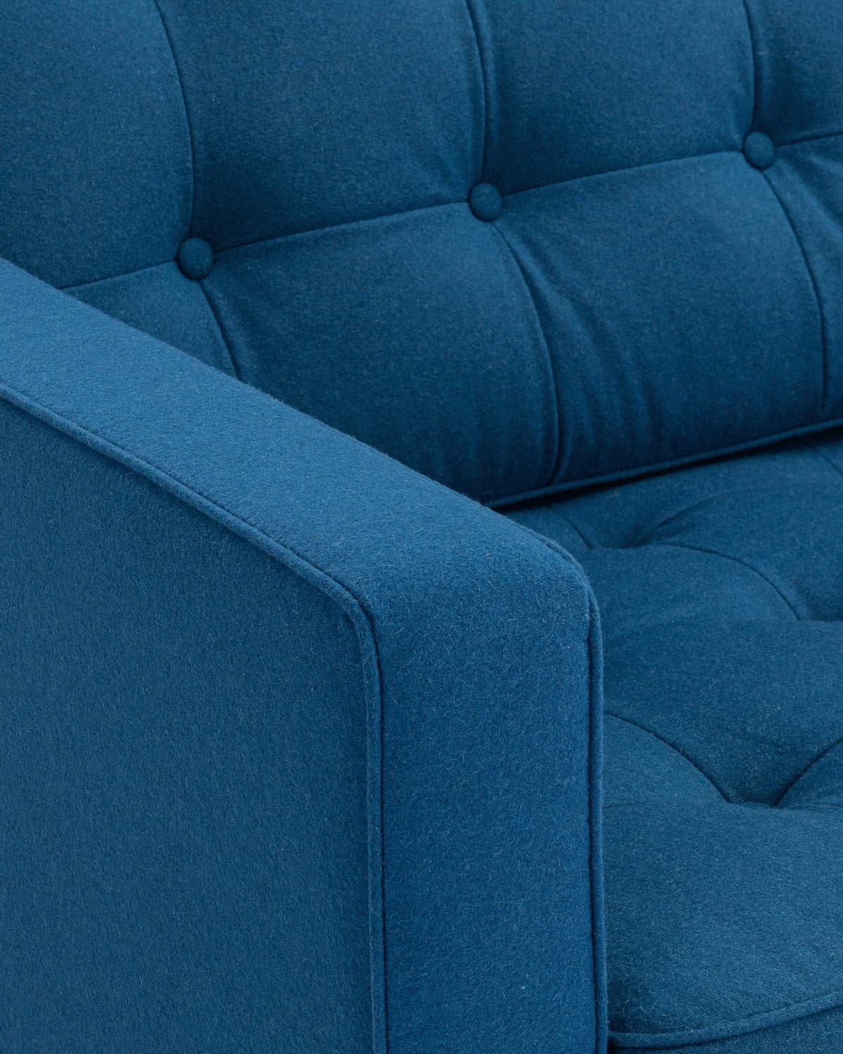 Flo 54™ three-seater sofa | tailored modernist - 3 seaters 54 | designer | madorne