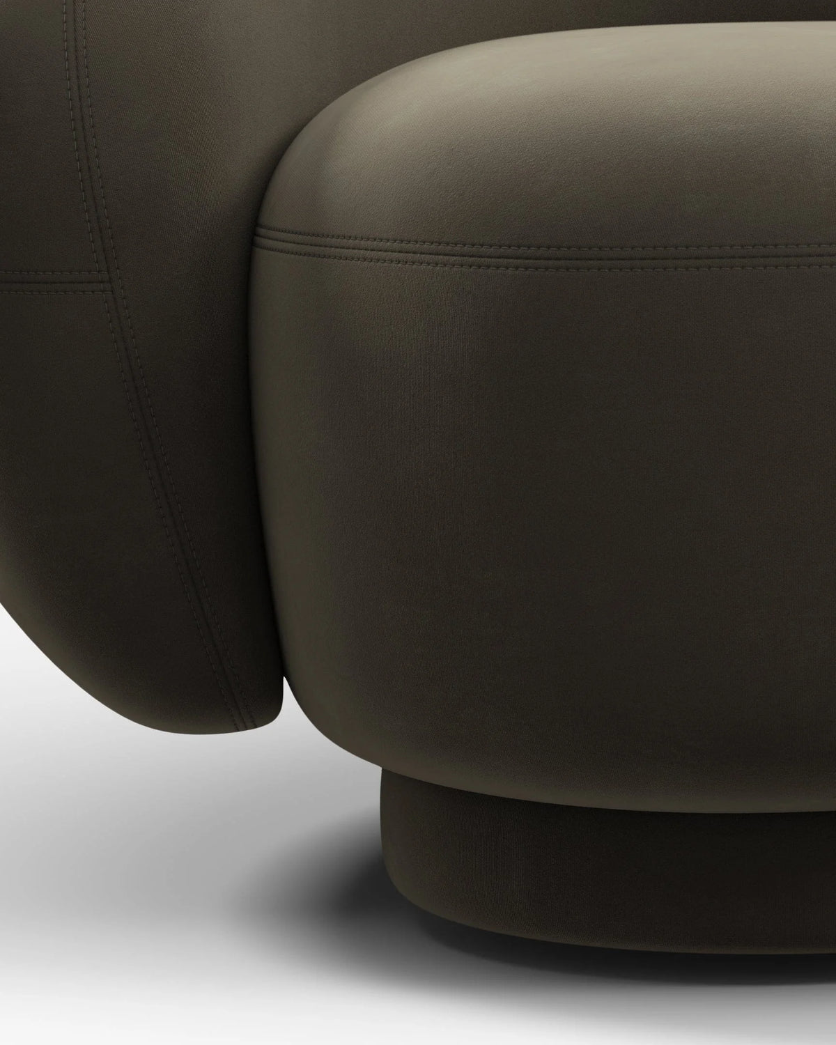 Jolie 18™ curved sofa | three seater - 3 seaters julep-inspired by jonas wagell | madorne