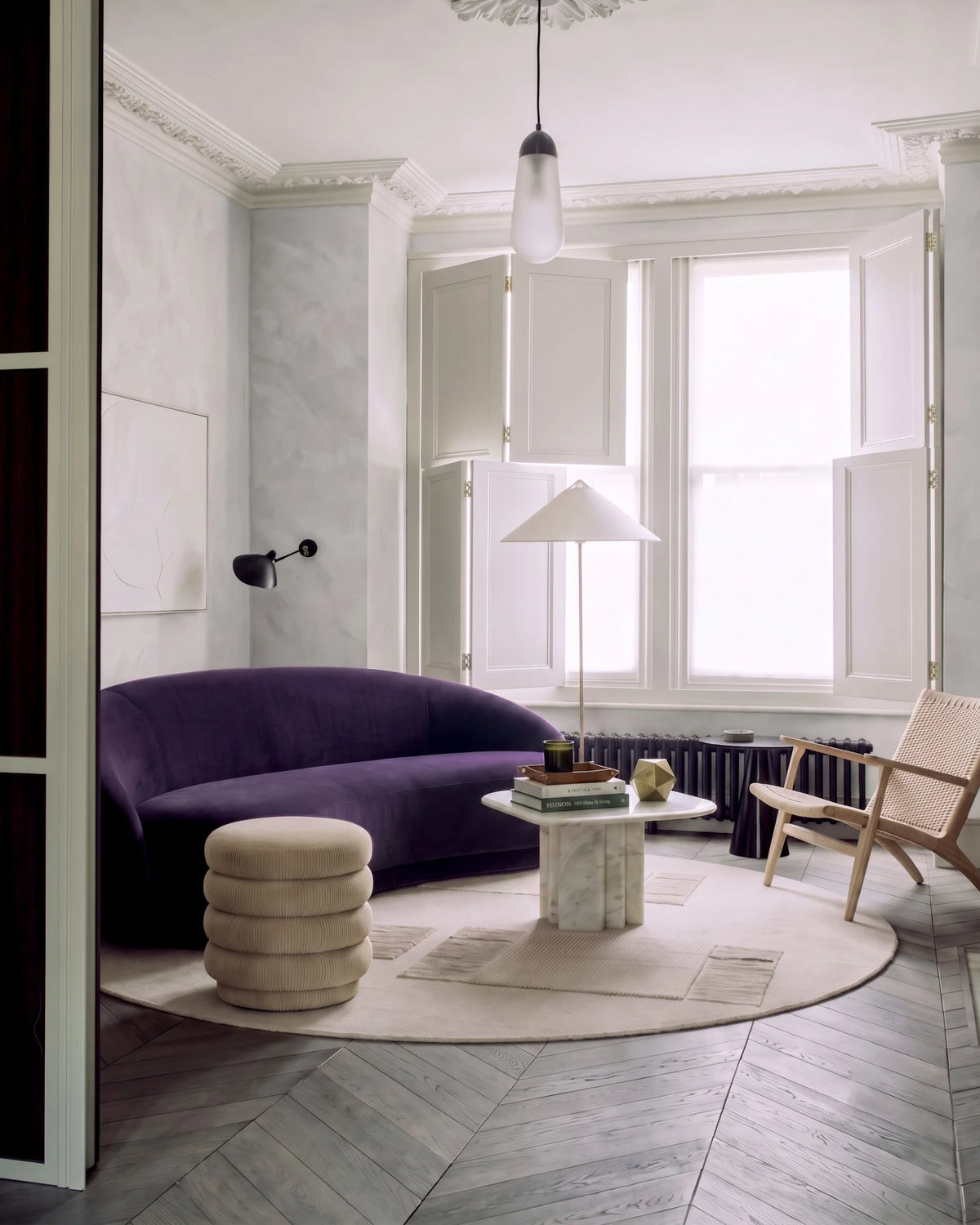 Jolie 18™ curved sofa | three seater - 3 seaters julep-inspired by jonas wagell | madorne
