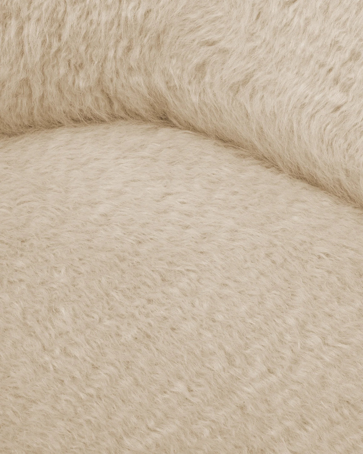 Jolie 18™ lounge chair | curved upholstery - chairs 18 | designer | madorne