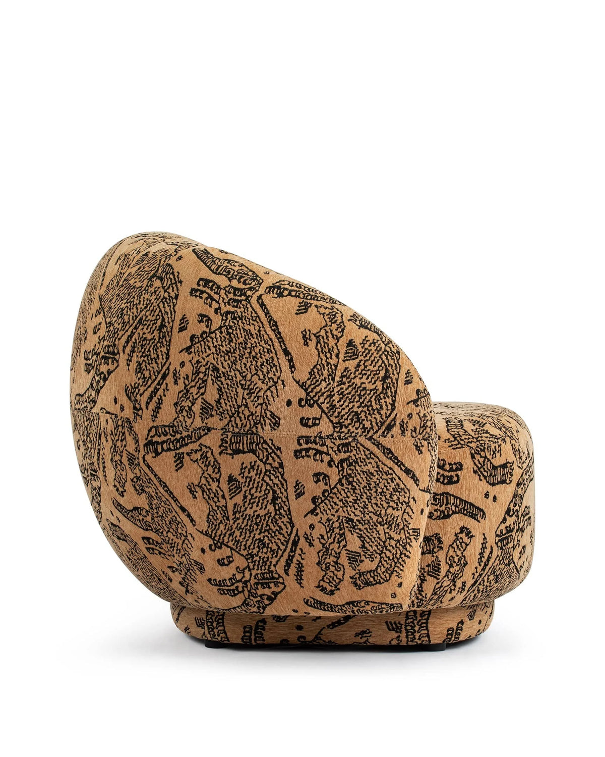 Jolie 18™ lounge chair | curved upholstery - chairs 18 | designer | madorne
