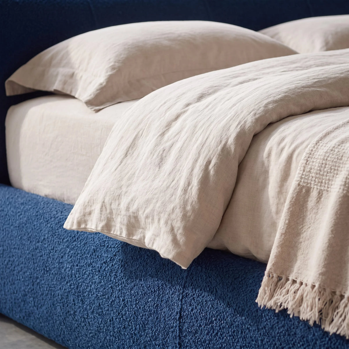 Mambo 72 Bouclé Bed Frame – detail view 3