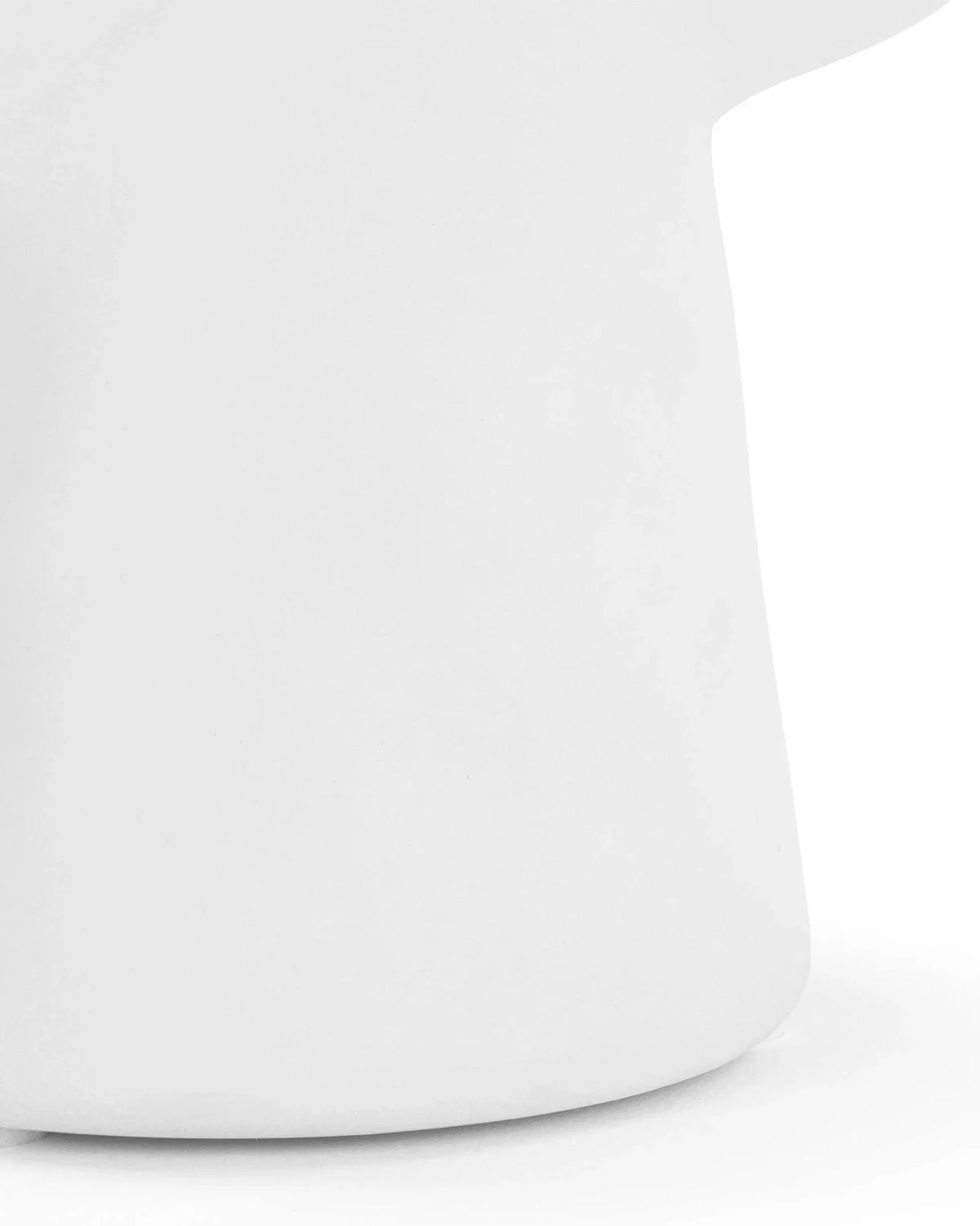Nyla™ vase mini | white painted ceramic - decor nyla inspired by tribal | madorne