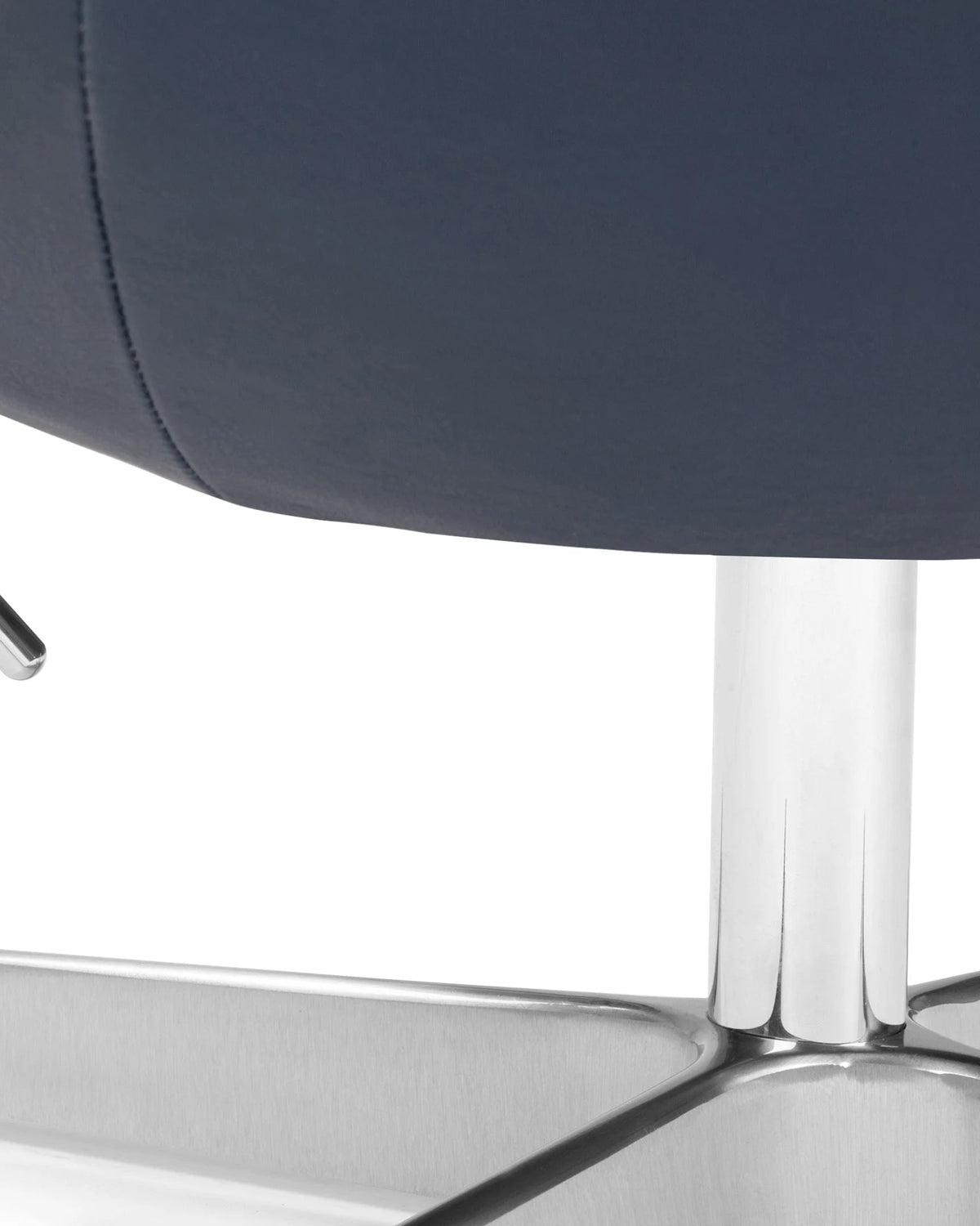 Ovo 58™ swivel lounge chair | sculpted shell - chairs 58 | designer | madorne