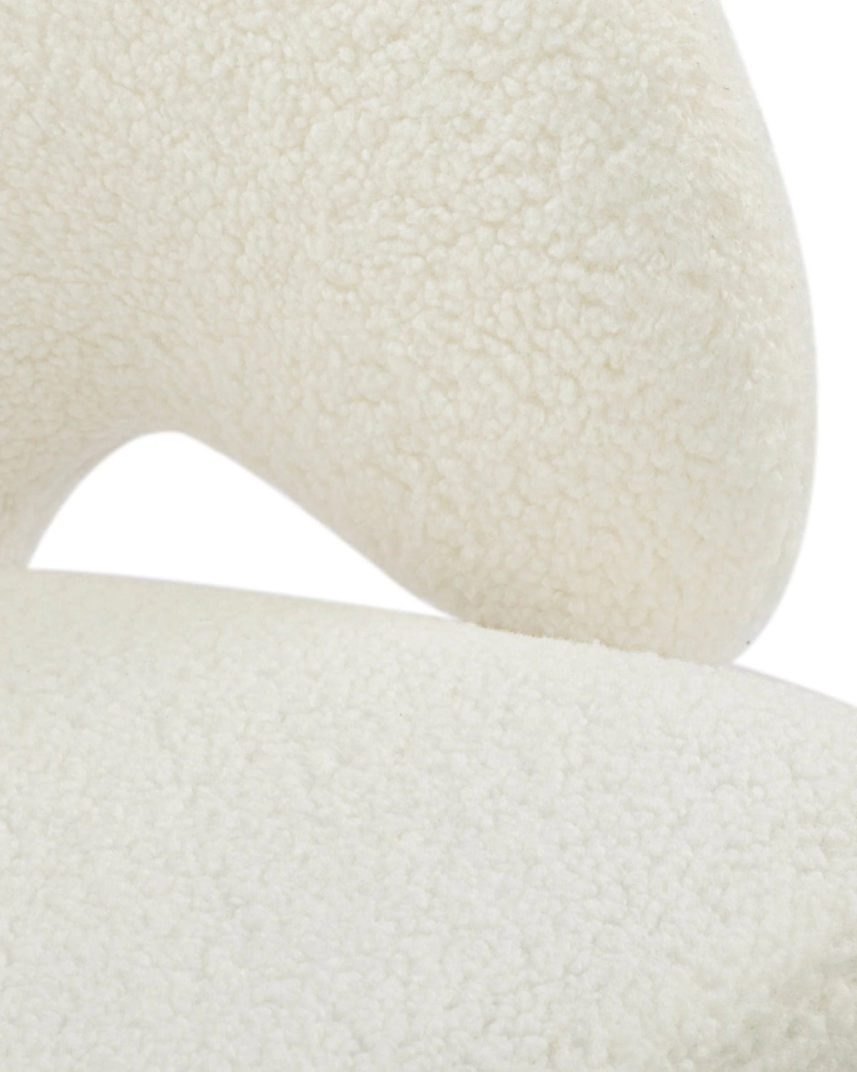 Pelica 40™ lounge chair | sherpa upholstery - chairs 40 | madorne