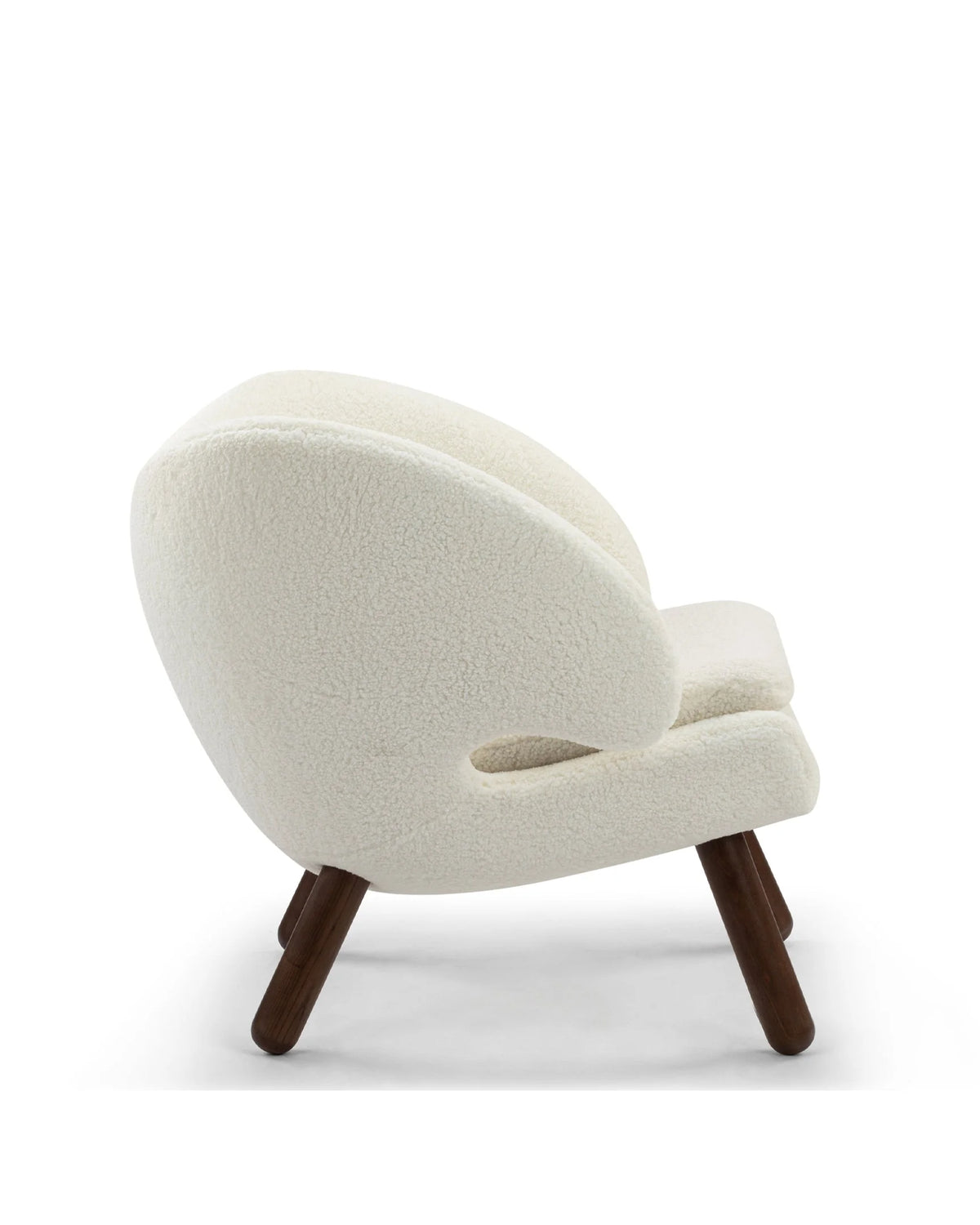 Pelica 40™ lounge chair | sherpa upholstery - chairs 40 | madorne