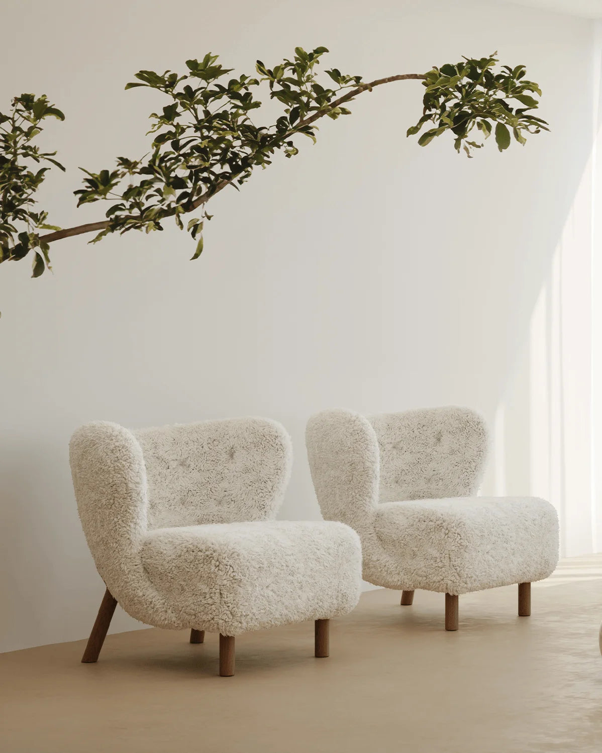 Petral 38™ lounge chair | winged back - chairs 38 | designer | madorne