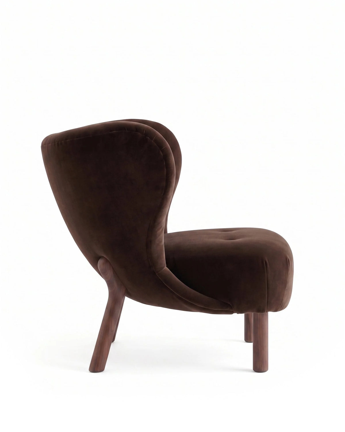 Petral 38™ lounge chair | winged back - chairs 38 | designer | madorne
